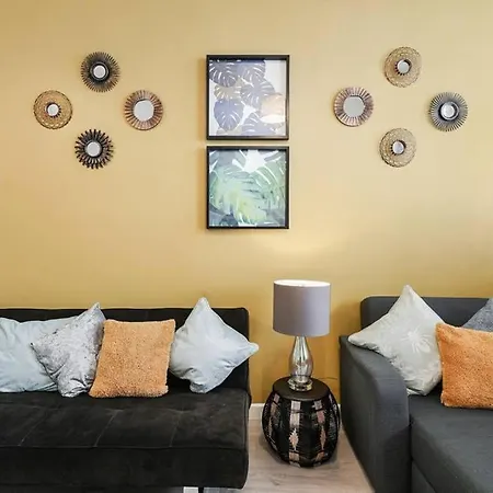 Apartment The Exquisite Gem Of City Centre *